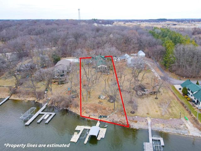 284 E Richardson Springs Road, Edgerton, WI 53534