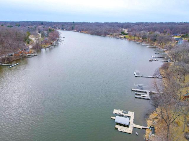 284 E Richardson Springs Road, Edgerton, WI 53534