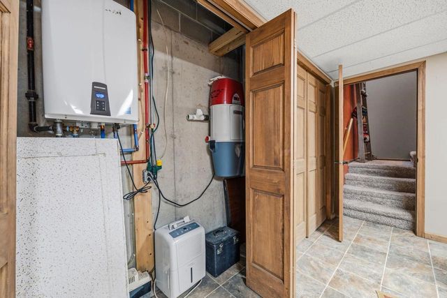 284 E Richardson Springs Road, Edgerton, WI 53534