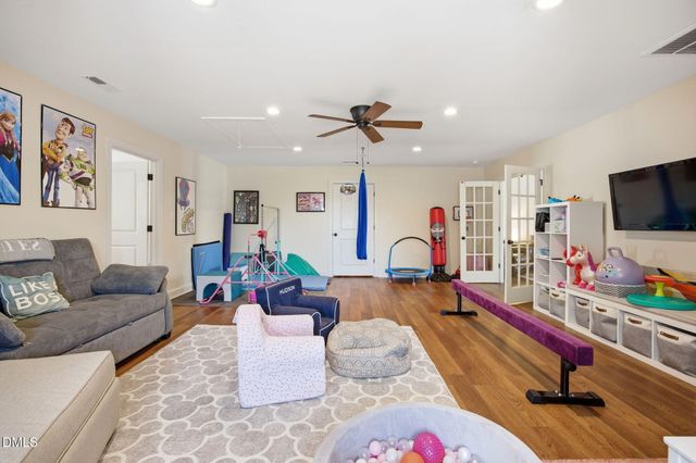 62 Corvina Drive, Clayton, NC 27520