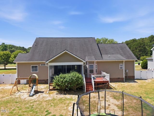 62 Corvina Drive, Clayton, NC 27520