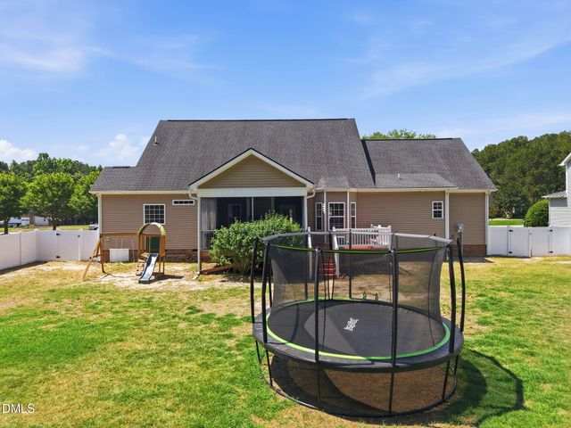 62 Corvina Drive, Clayton, NC 27520