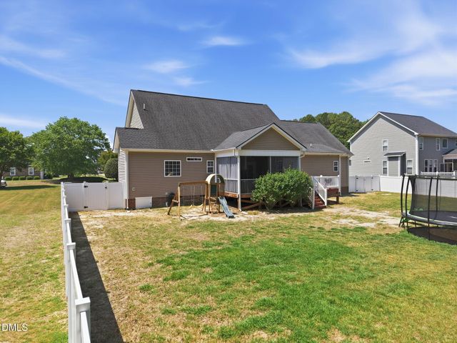 62 Corvina Drive, Clayton, NC 27520