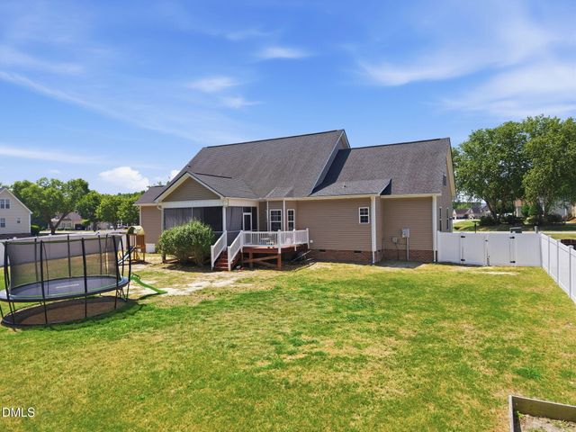 62 Corvina Drive, Clayton, NC 27520