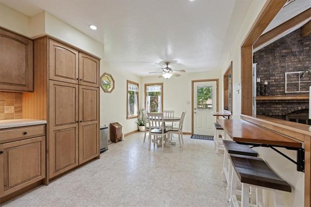 18606 E 28th Street S, Independence, MO 64057