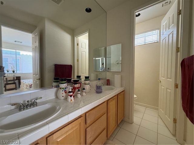 2870 Soft Horizon Way, Las Vegas, NV 89135