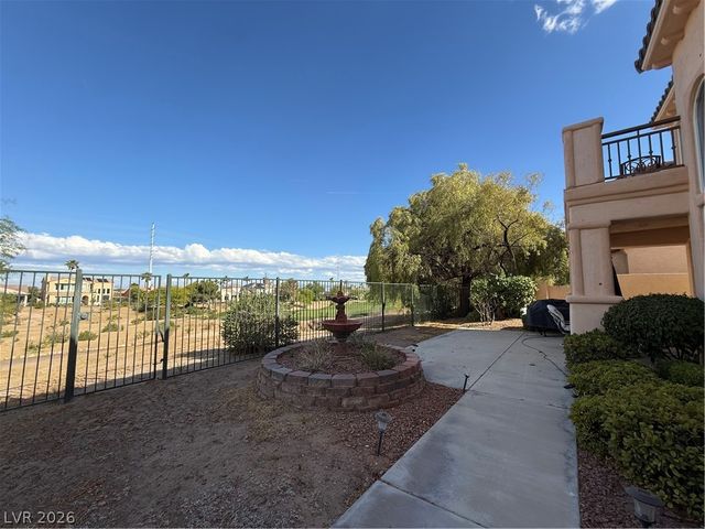2870 Soft Horizon Way, Las Vegas, NV 89135