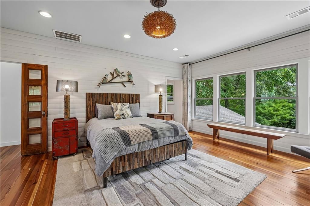 Image 23 of property listing at 2691 N Thompson Road NE, Atlanta, GA 30319