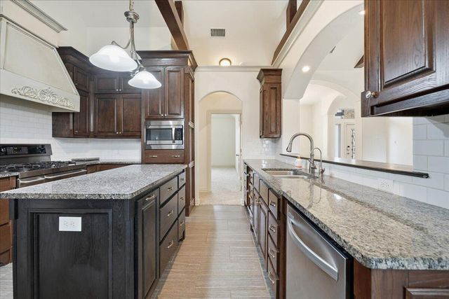 1408 Knight Avenue, Wolfforth, TX 79382