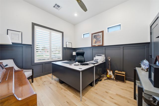 708 W 110 Place S, Jenks, OK 74037