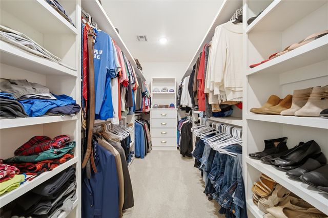 708 W 110 Place S, Jenks, OK 74037