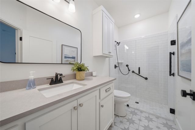 708 W 110 Place S, Jenks, OK 74037