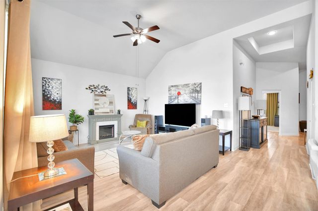 27 Montecito Lane, Manvel, TX 77578