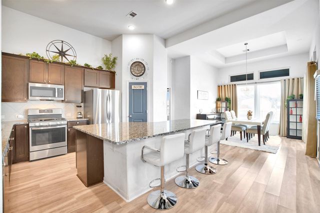 27 Montecito Lane, Manvel, TX 77578