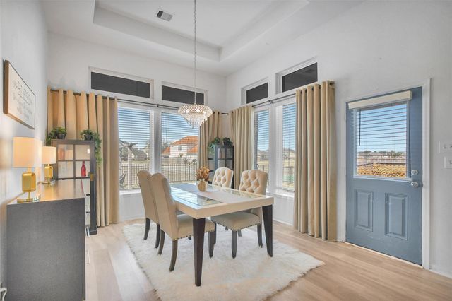 27 Montecito Lane, Manvel, TX 77578