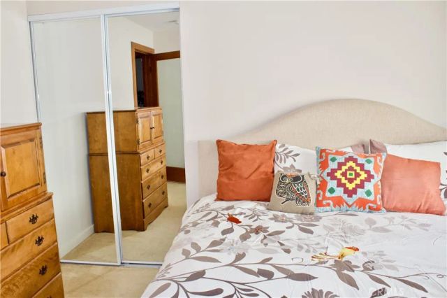 8727 Glider, Los Angeles, CA 90045