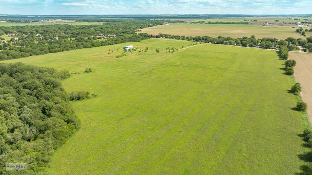 17551 Frazier Road, Sandwich, IL 60548