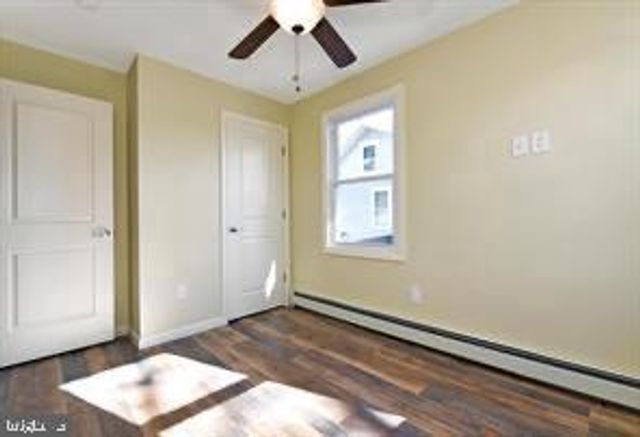 233 PARK LN, Hamilton, NJ 08609