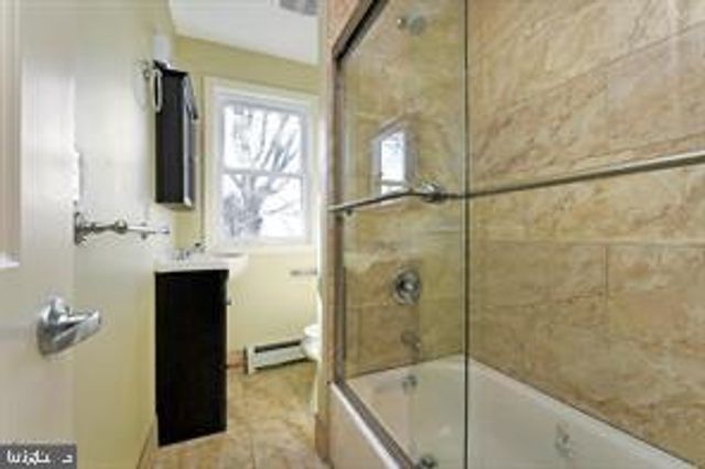 233 PARK LN, Hamilton, NJ 08609