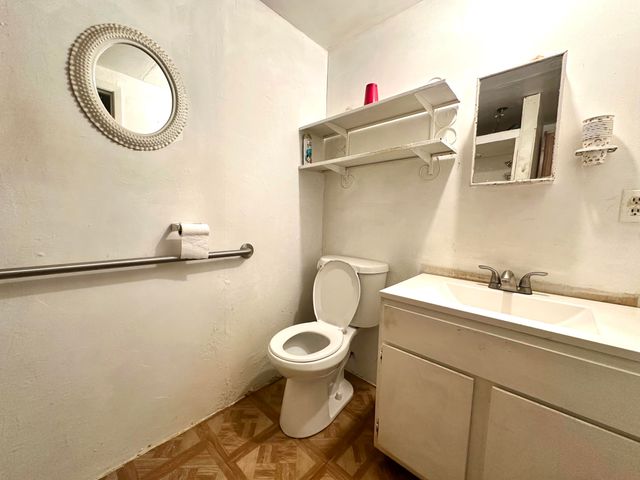 1313 S 3rd Street, Tahoka, TX 79373