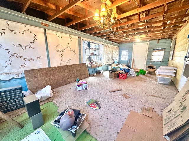 1313 S 3rd Street, Tahoka, TX 79373