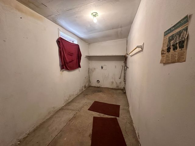 1313 S 3rd Street, Tahoka, TX 79373