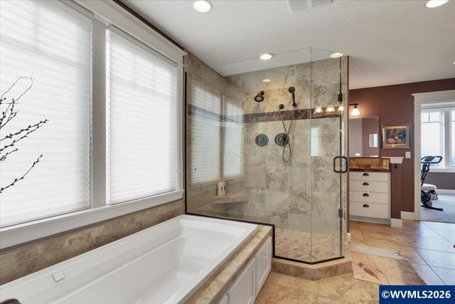 3228 Sunridge Dr S, Salem, OR 97302