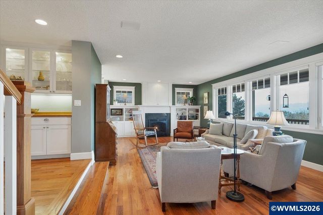 3228 Sunridge Dr S, Salem, OR 97302