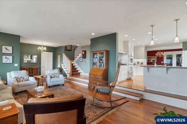 3228 Sunridge Dr S, Salem, OR 97302