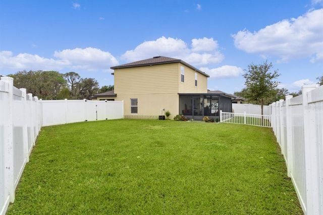 1136 SEA PINES COURT, Tavares, FL 32778