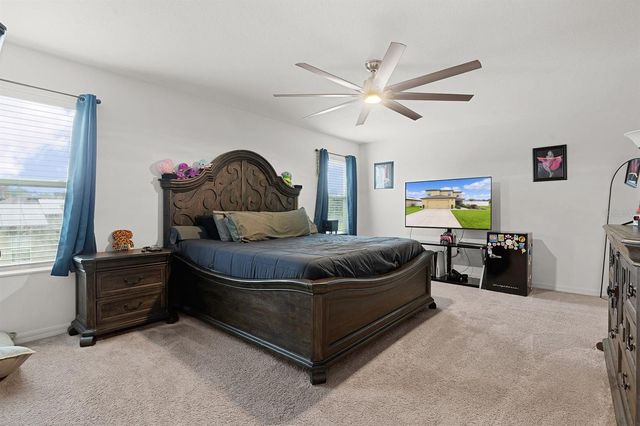 1136 SEA PINES COURT, Tavares, FL 32778