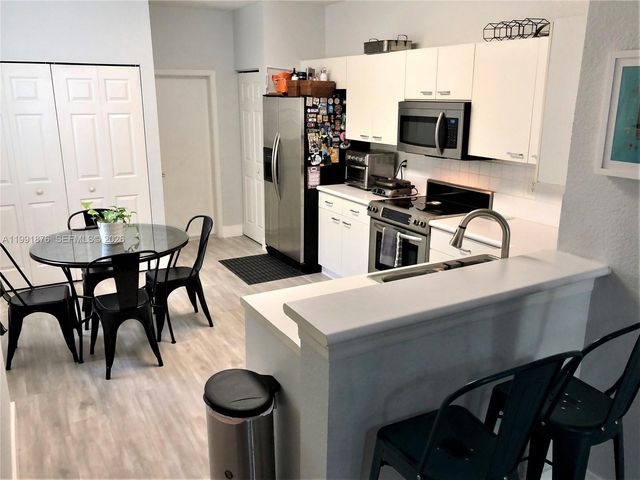 2233 Ensenada Ter, Weston, FL 33327