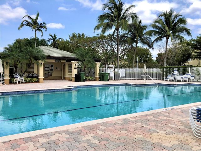 2233 Ensenada Ter, Weston, FL 33327