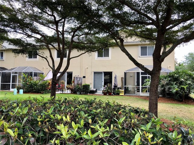 2233 Ensenada Ter, Weston, FL 33327
