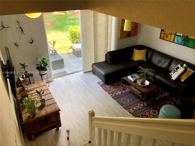 2233 Ensenada Ter, Weston, FL 33327