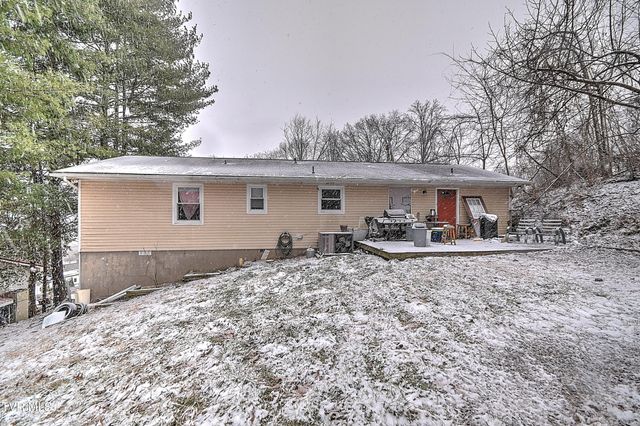 126 Whitehills Road, Kingsport, TN 37660