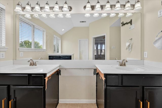 2014 Davy Crockett Drive, Forney, TX 75126
