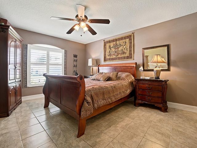 830 OLD OAKS LANE, Leesburg, FL 34748