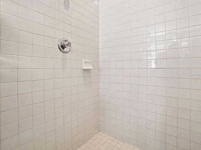 830 OLD OAKS LANE, Leesburg, FL 34748