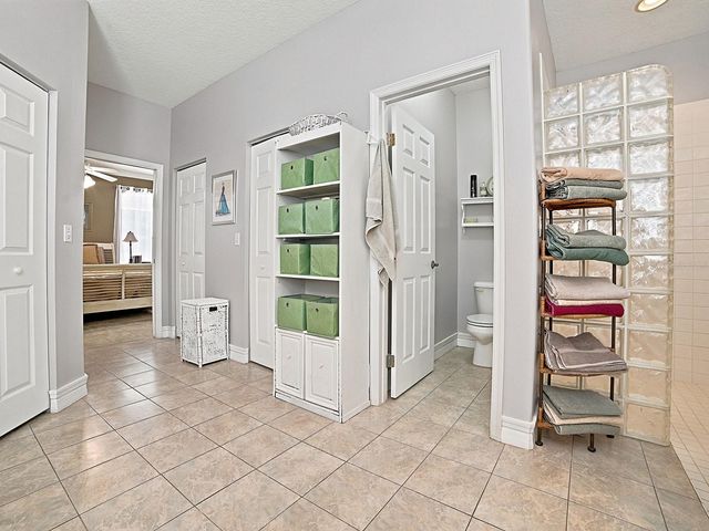 830 OLD OAKS LANE, Leesburg, FL 34748