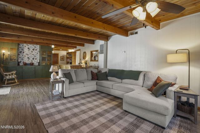 1124 Sbragia Way, Sparks, NV 89431