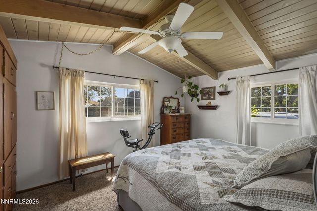 1124 Sbragia Way, Sparks, NV 89431