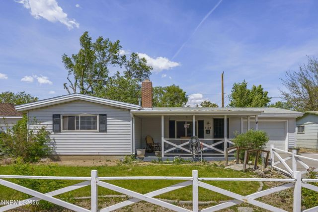 1124 Sbragia Way, Sparks, NV 89431