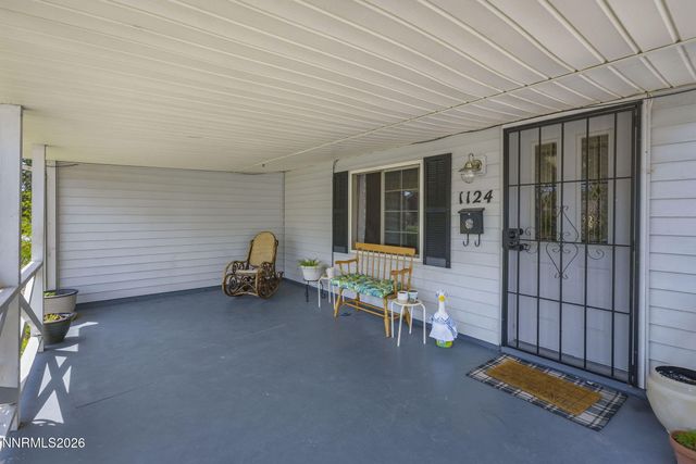 1124 Sbragia Way, Sparks, NV 89431
