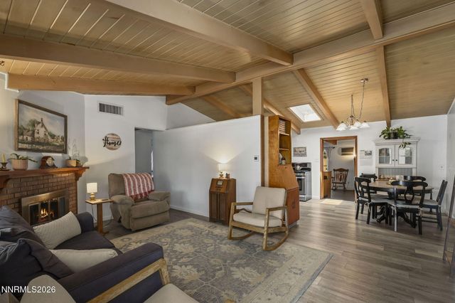 1124 Sbragia Way, Sparks, NV 89431