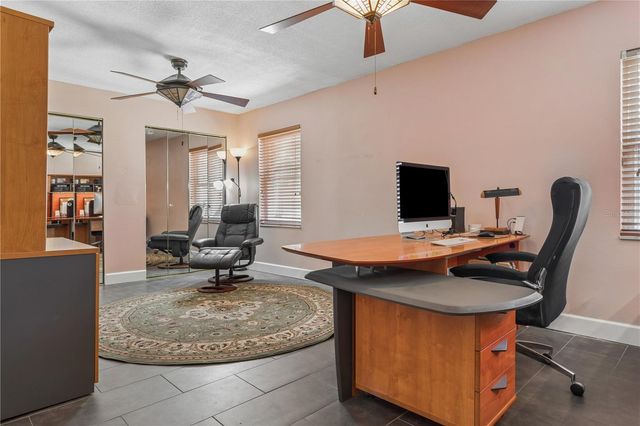 1883 OAKDALE LANE N, Clearwater, FL 33764