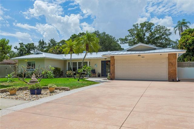 1883 OAKDALE LANE N, Clearwater, FL 33764