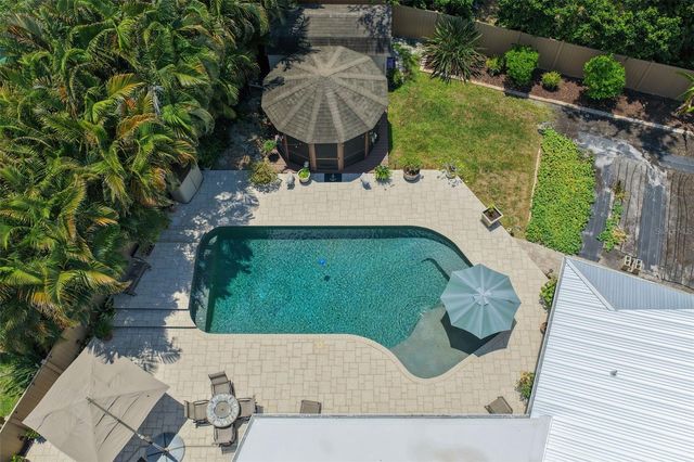 1883 OAKDALE LANE N, Clearwater, FL 33764