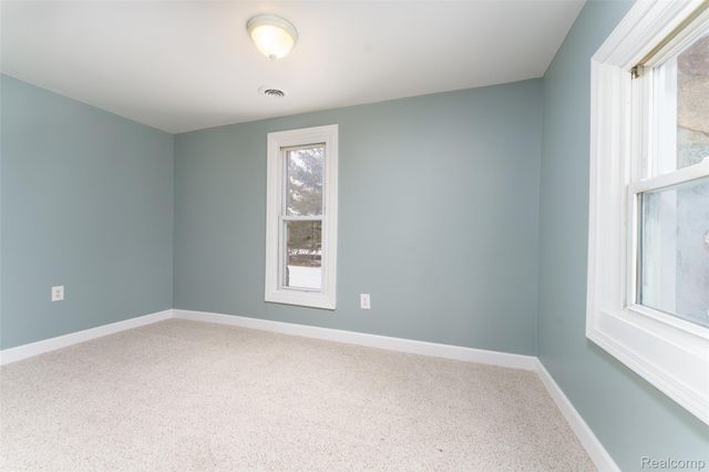 320 N Hibbard Street, Fowlerville Village, MI 48836