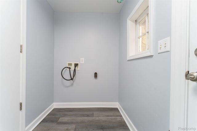 320 N Hibbard Street, Fowlerville Village, MI 48836